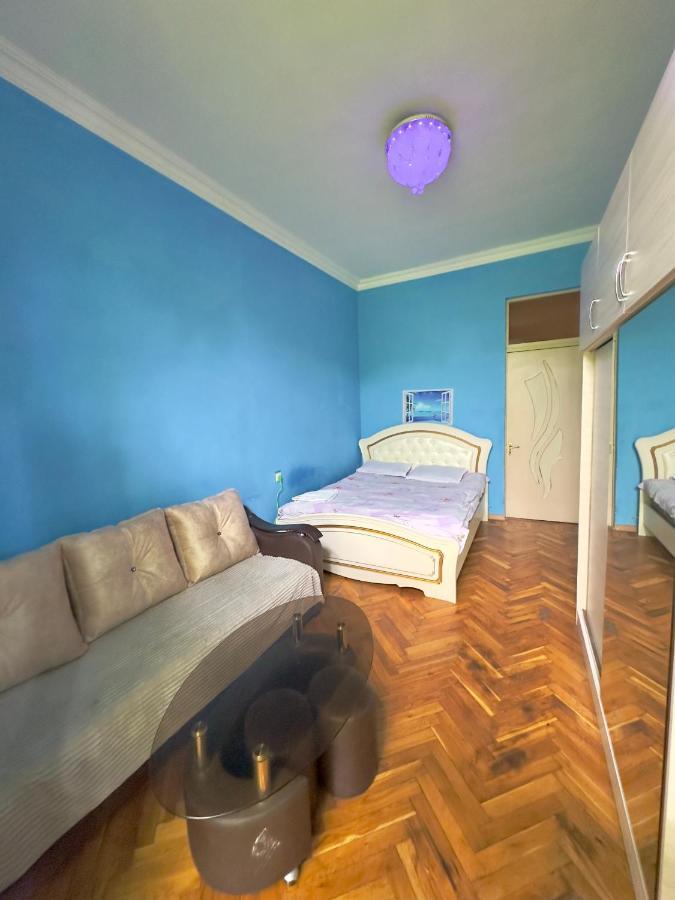 Karson Family Hostel & Guest House Jerevan Exteriör bild